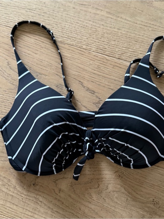 Aqua Other - Aqua Black & White Striped Tie-Front Bikini Top